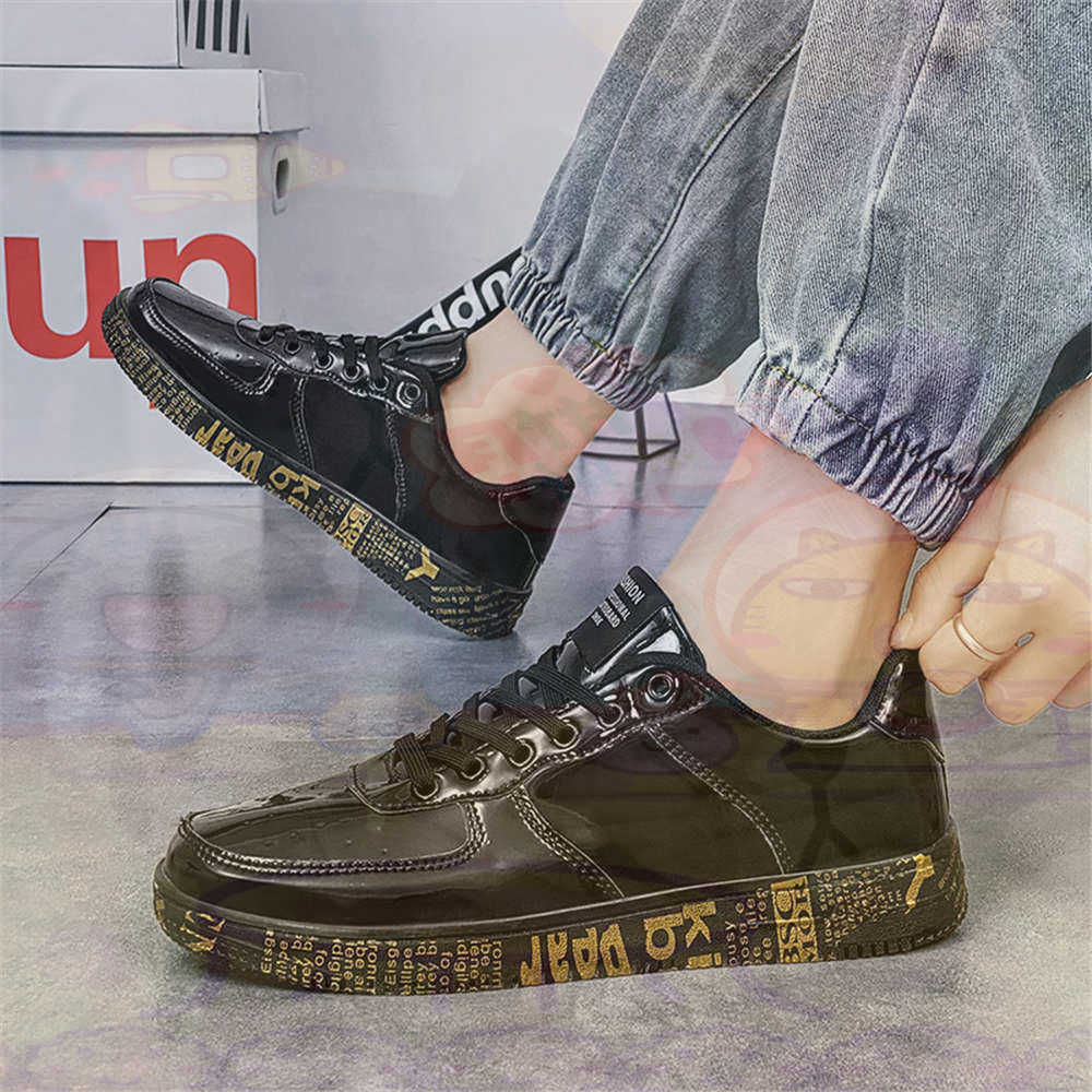 Round Foot Size 45 Sneakers Wh - Badminton Vietnam ulasan dan harga